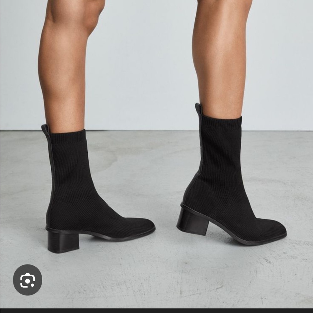 Everlane Re-Knit High Day Glove Boot